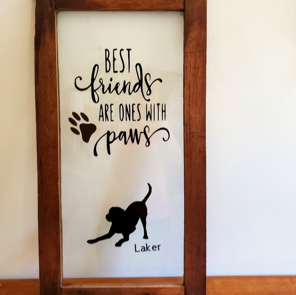 Meet your posher! Michigan native @💗it! 🌞☃🍁🌷🌊 - Picture 11 of 11